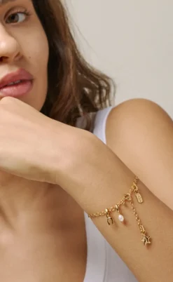 ENAMEL Copenhagen Armbånd - Simple Charm - Gold Coulor