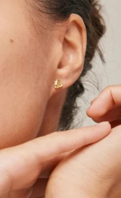 ENAMEL Copenhagen Ørering - Studs Rio - Gold Colour