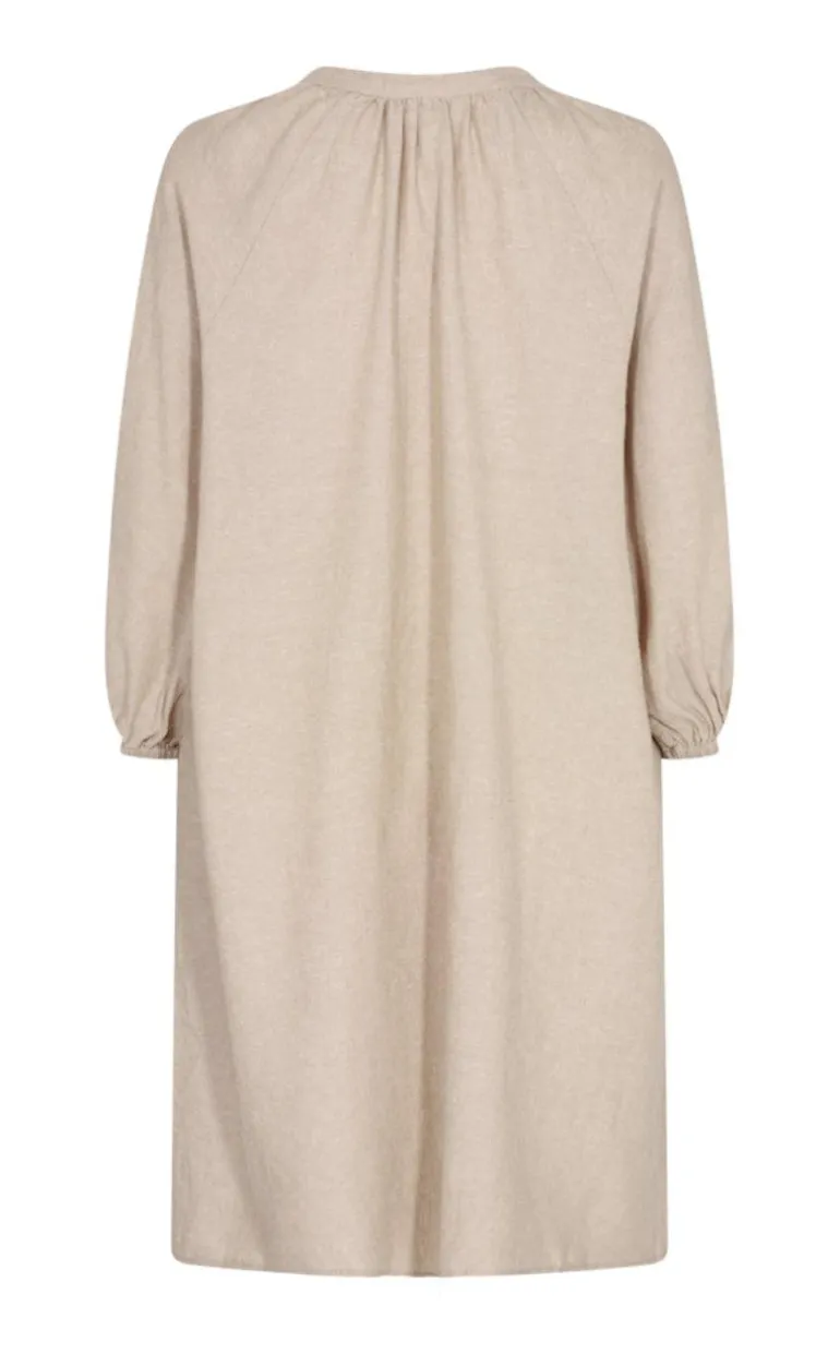 Freequent Kjole - Lava Kaftan - Sand Melange