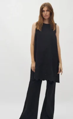 Global Funk Top - Rihne Scallop-G - Black