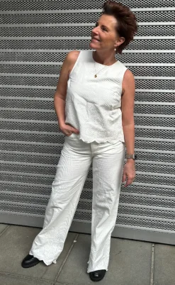 Global Funk Top - Rihne Scallop-G - White