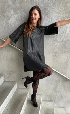 Gossia Kjole - Tea - Black