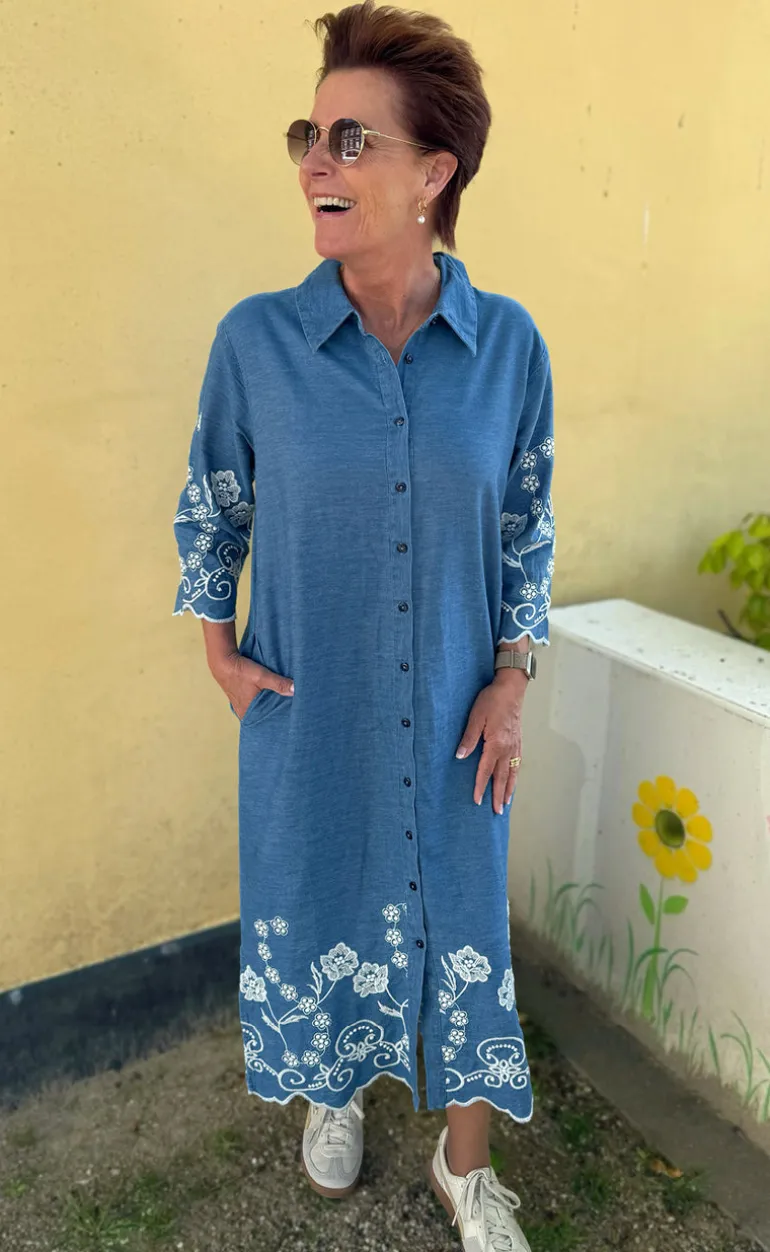 INA Copenhagen Kjole - Debbie - Light Blue W. Embroidery