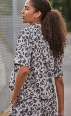 Love & Divine Bluse - Love1175-1 - Blurred Leo