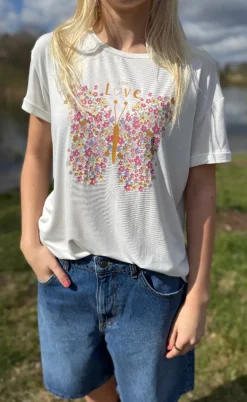 Luxzuz T-shirt - Love - Cream