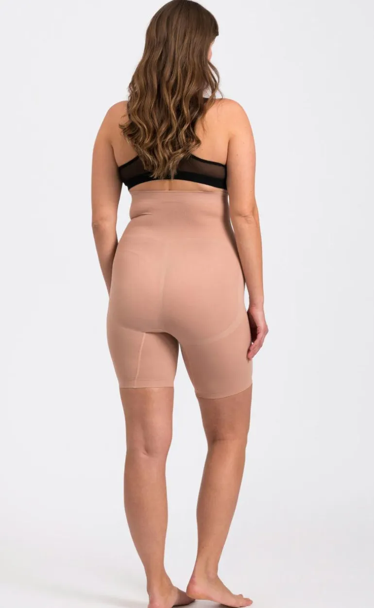 Lykkeland Ateliér Shorts - Shaping Alturra - Tan