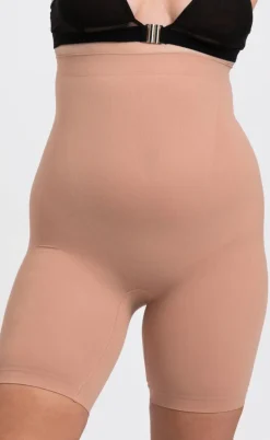 Lykkeland Ateliér Shorts - Shaping Alturra - Tan