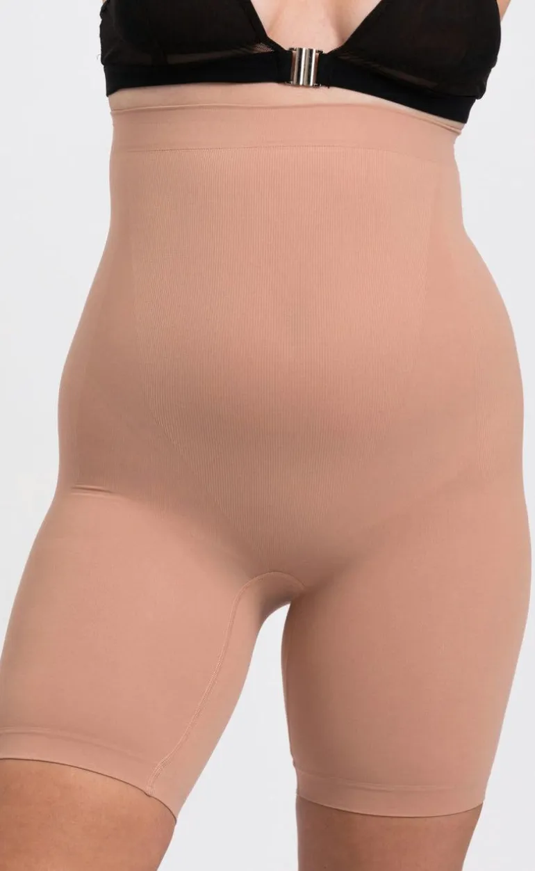 Lykkeland Ateliér Shorts - Shaping Alturra - Tan