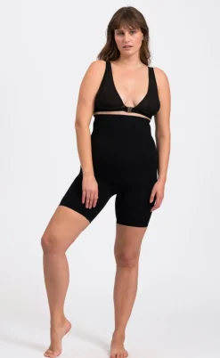 Lykkeland Ateliér Shorts - Shaping Alturra - Black