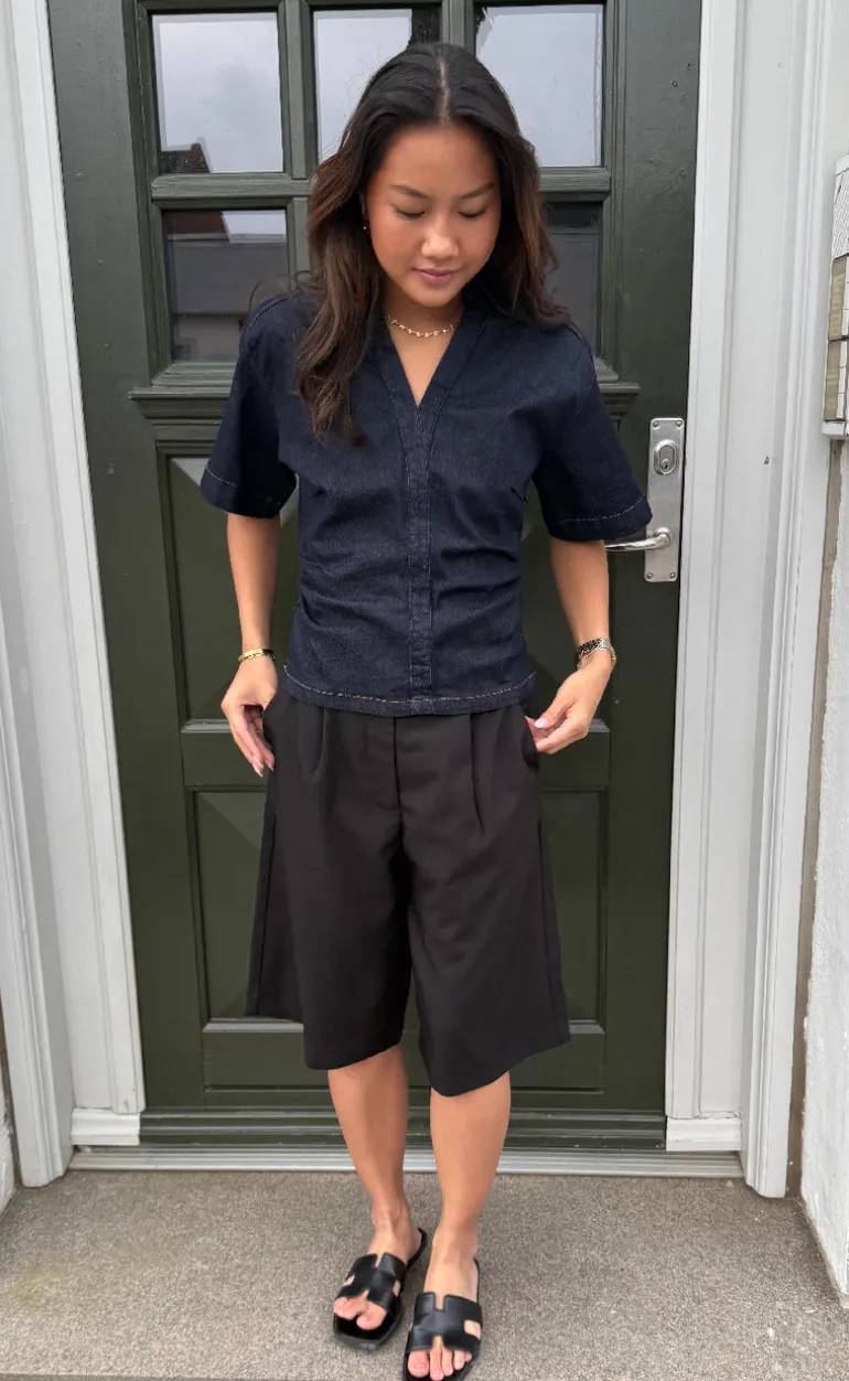 Neo Noir Bluse - Spenda - Dark Blue
