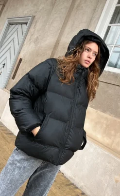 Neo Noir Jakke - Fox Puffer - Black