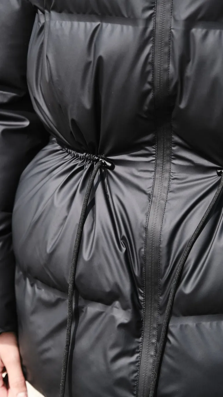 Neo Noir Puffer Jakke - Mayra - Black