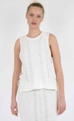 Neo Noir Top - Aritza - White