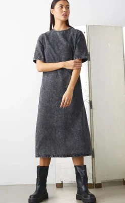Noella Kjole - Jannah - Grey 90s Wash