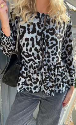Say INA Copenhagen Bluse - Poplin - Grey Leopard