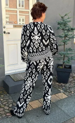 Say INA Copenhagen Bukser - Tora - Black/White Paisley