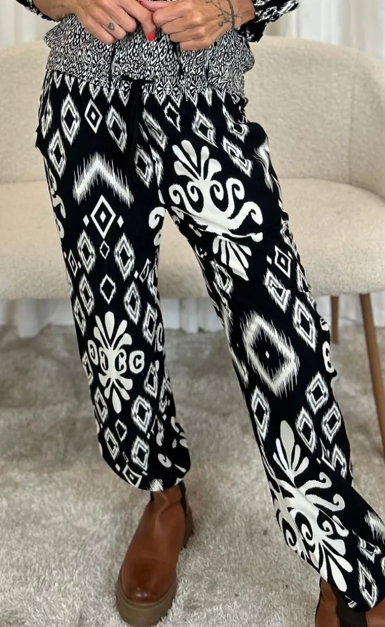 Say INA Copenhagen Bukser - Tora - Black/White Paisley