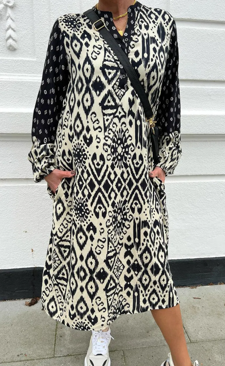 Say INA Copenhagen Kjole - Helena - Black / Off White