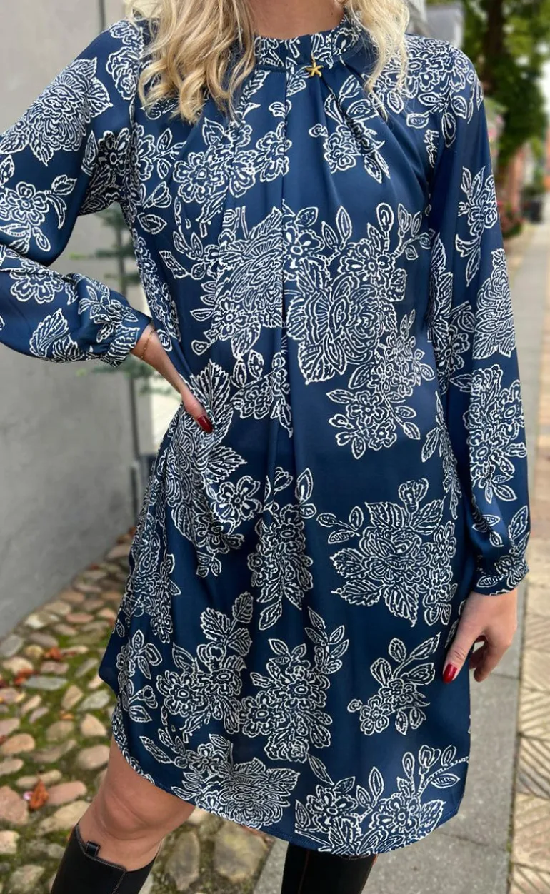 Say INA Copenhagen Kjole - Hazel - Navy Blue Flower