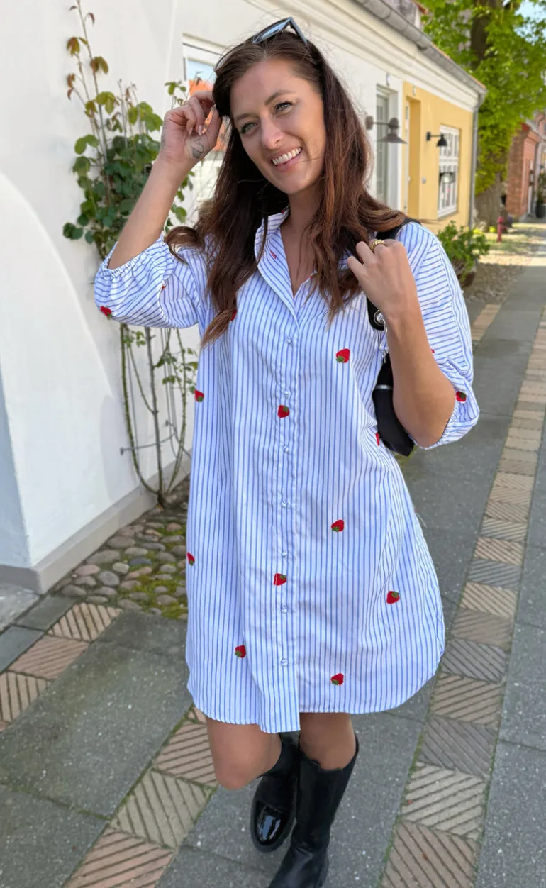 Say INA Copenhagen Kjole - Selma - Blue Striped W. Strawberries