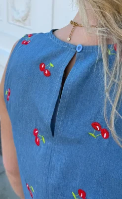 Say INA Copenhagen Kjole - Naja - Denim Blue w. Cherries