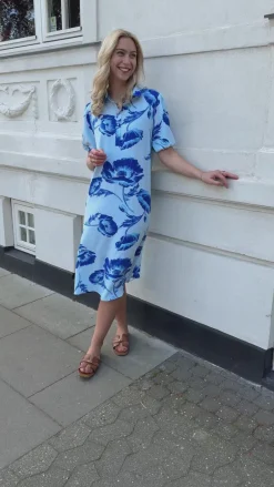 Say INA Copenhagen Kjole - Celeste - Blue Flower