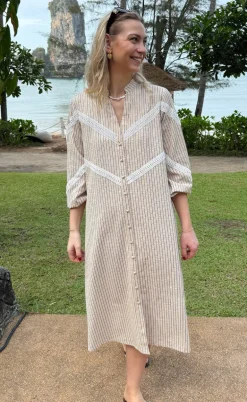 Say INA Copenhagen Kjole - Viola - Camel / Black Striped