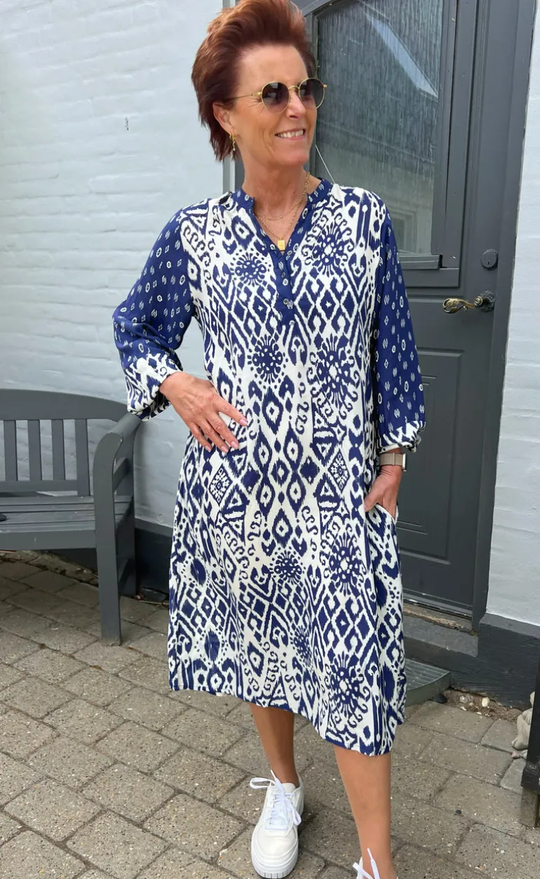 Say INA Copenhagen Kjole - Helena - Creme / Blue