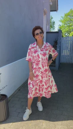 Say INA Copenhagen Kjole - Karla - White / Pink Paisley