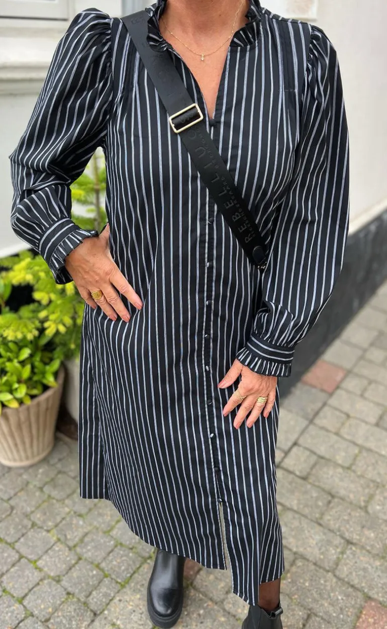 Say INA Copenhagen Kjole - Tiki - Black W. White Stripes