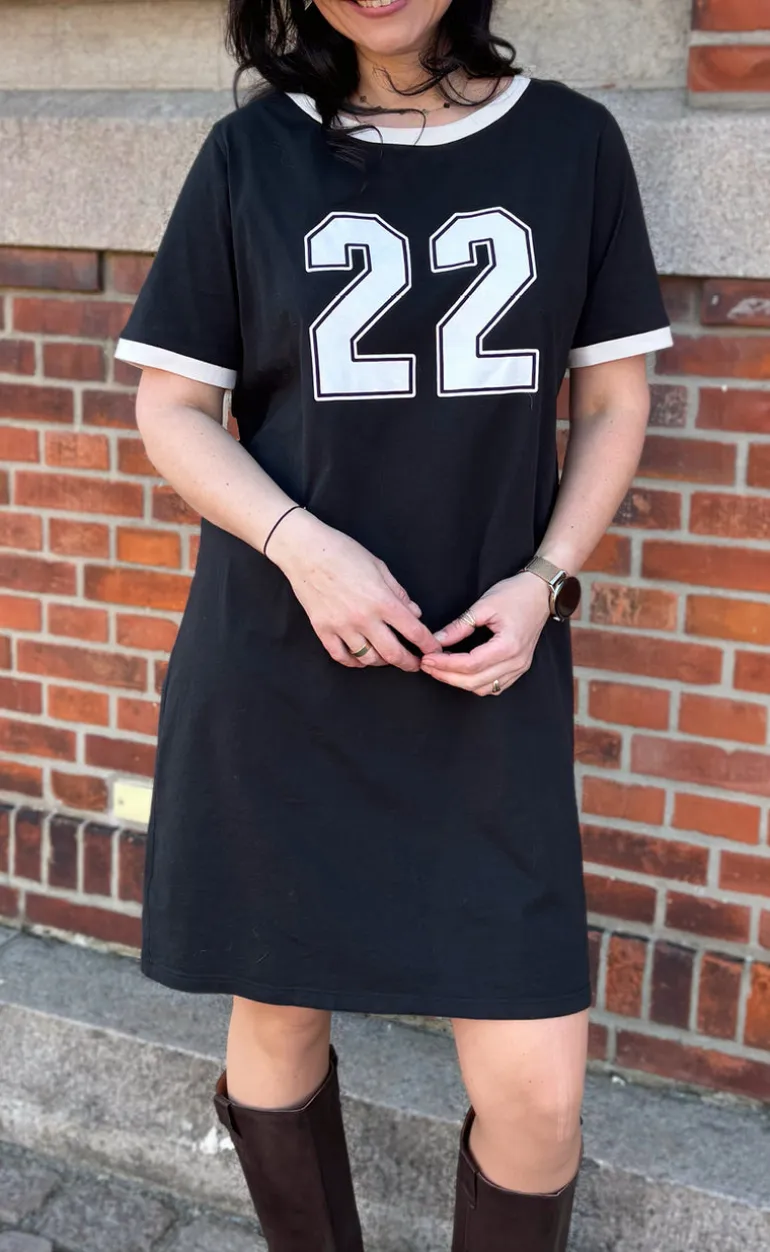 Say INA Copenhagen Kjole - Alva Football - Black W. Off White