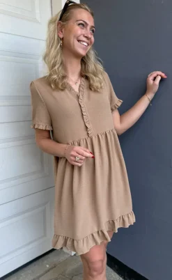 Say INA Copenhagen Kjole - Catja Summer - Camel