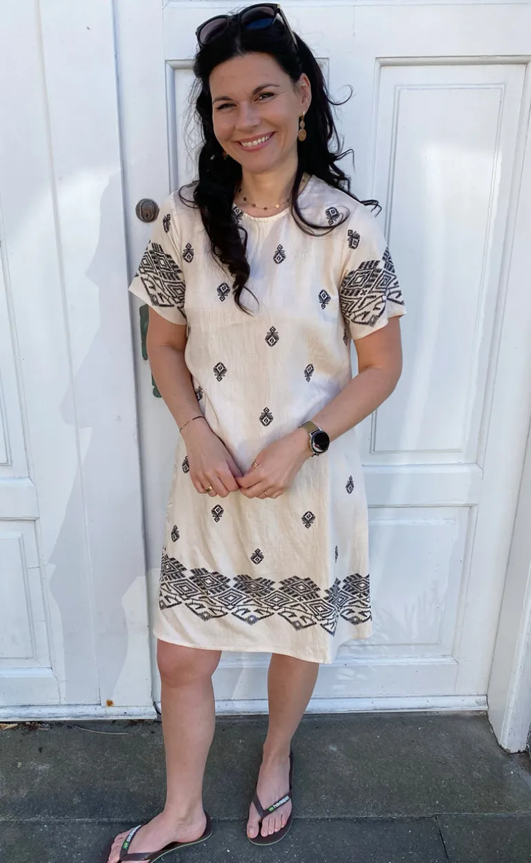 Say INA Copenhagen Kjole - Laia - Beige W. Black Print