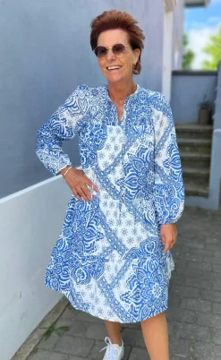 Say INA Copenhagen Kjole - Vanessa - White / Blue Paisley