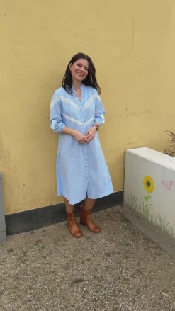 Say INA Copenhagen Kjole - Viola - Blue Striped