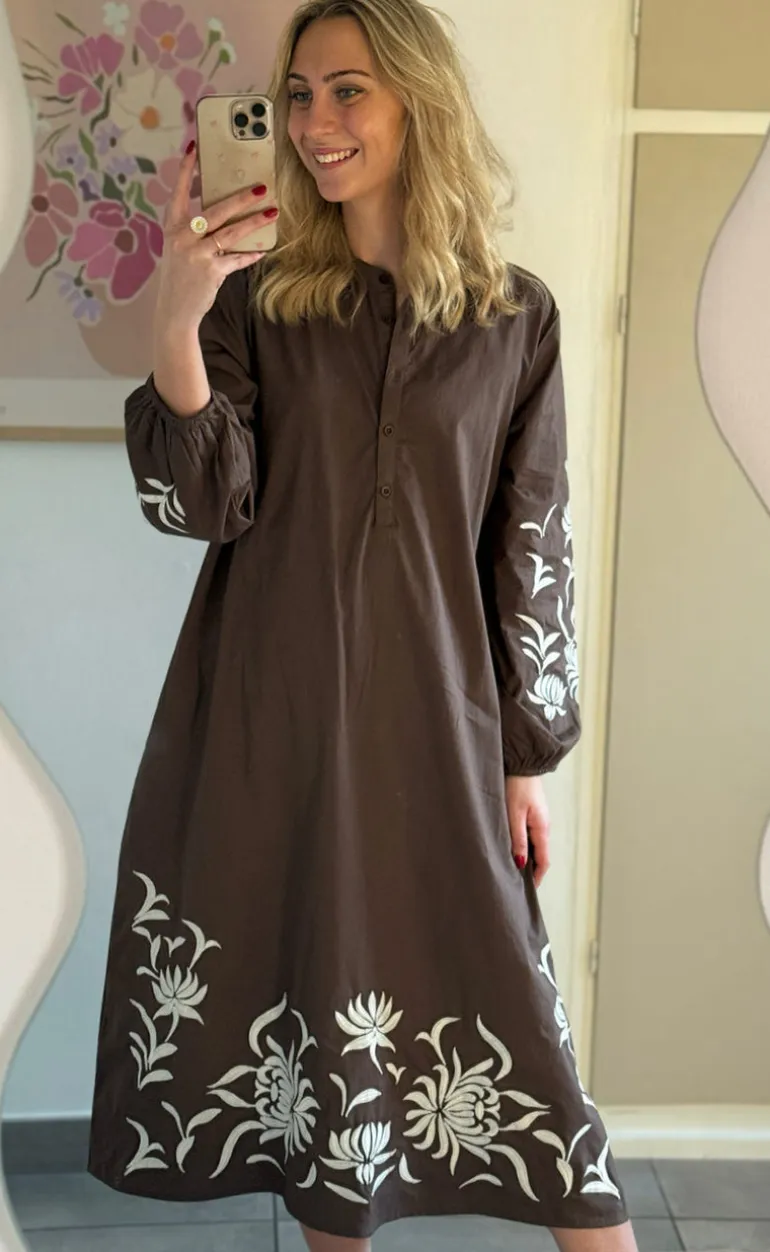 Say INA Copenhagen Kjole - Tilde Long - Chocolate Brown W. Embroidery