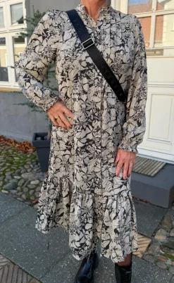 Say INA Copenhagen Kjole - Aida - Black / Brown Flowers