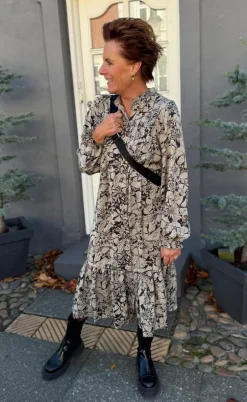 Say INA Copenhagen Kjole - Aida - Black / Brown Flowers
