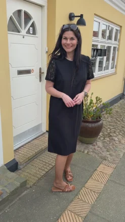 Say INA Copenhagen Kjole - Aria - Black
