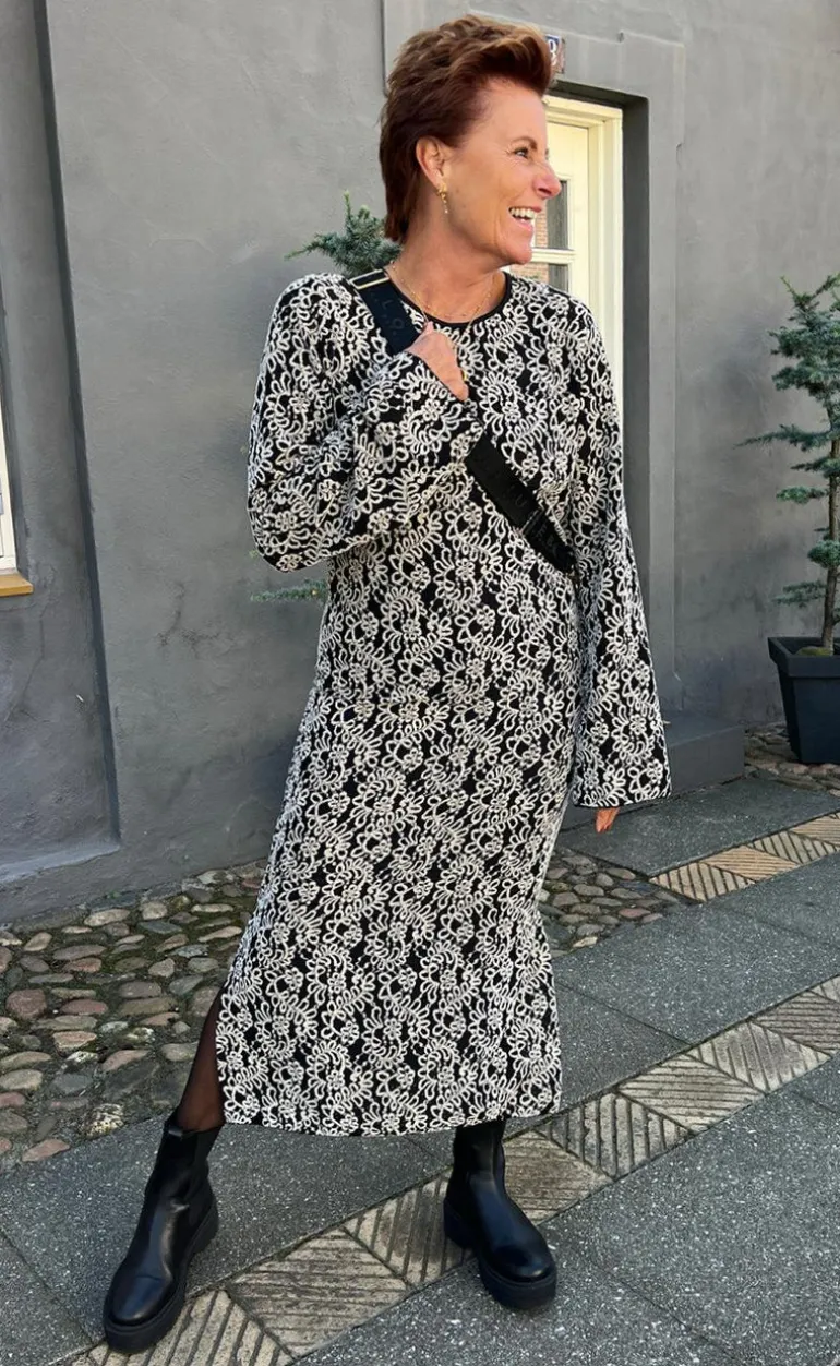 Say INA Copenhagen Kjole - Lanza - Black W. White Paisley