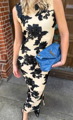 Say INA Copenhagen Kjole - Maria Long - Classic Contrast