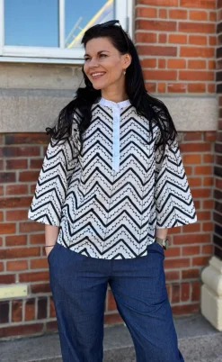 Say INA Copenhagen Skjorte - Zara Zig Zag - White W. Black
