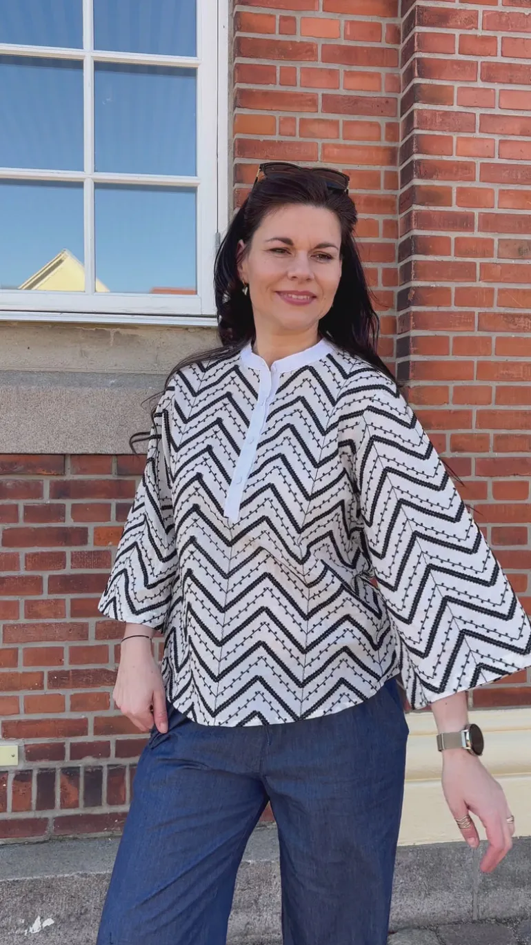 Say INA Copenhagen Skjorte - Zara Zig Zag - White W. Black