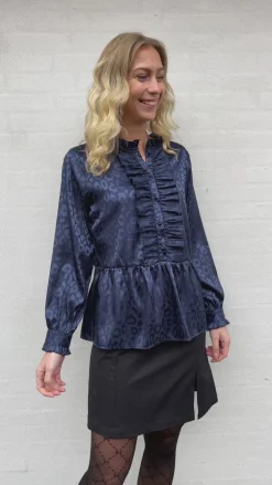 Say INA Copenhagen Skjorte - Evie - Navy Blue Leopard