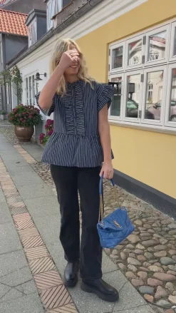 Say INA Copenhagen Top - Freya - Denim Blue Pinstripe