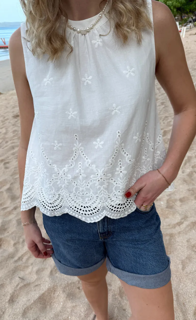 Say INA Copenhagen Top - Silja - White Broderie Anglaise