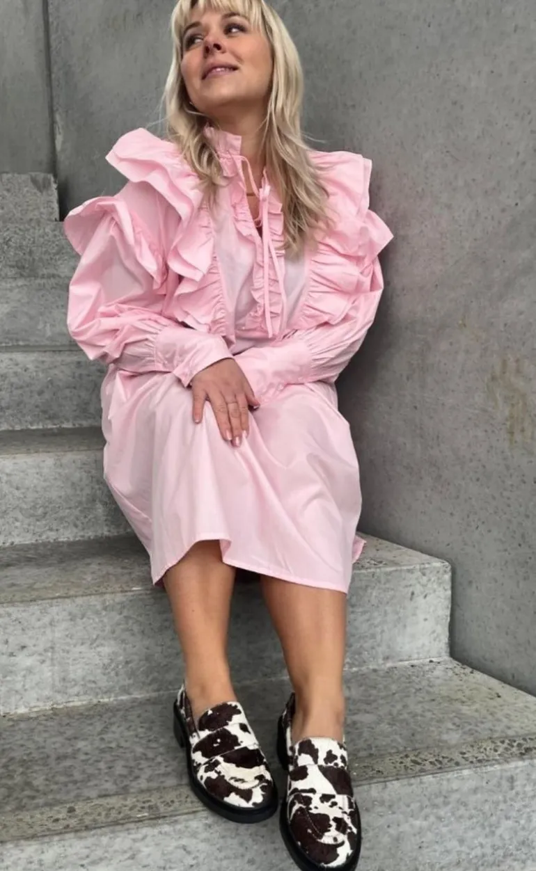Stories From The Atelier Kjole - My Loving One - Pink
