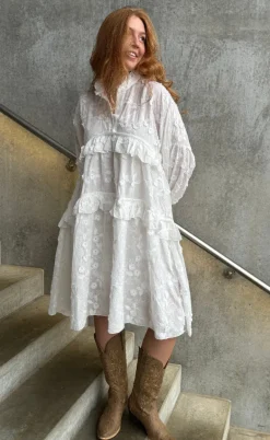 Stories From The Atelier Kjole - Your Heart - White